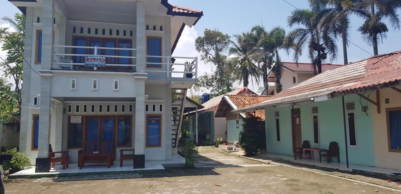 Spot On 90018 Villa Zane Reynold Sukabumi Zewnętrze zdjęcie